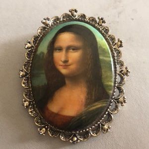 COPY - Mona Lisa/ Pin Pendant